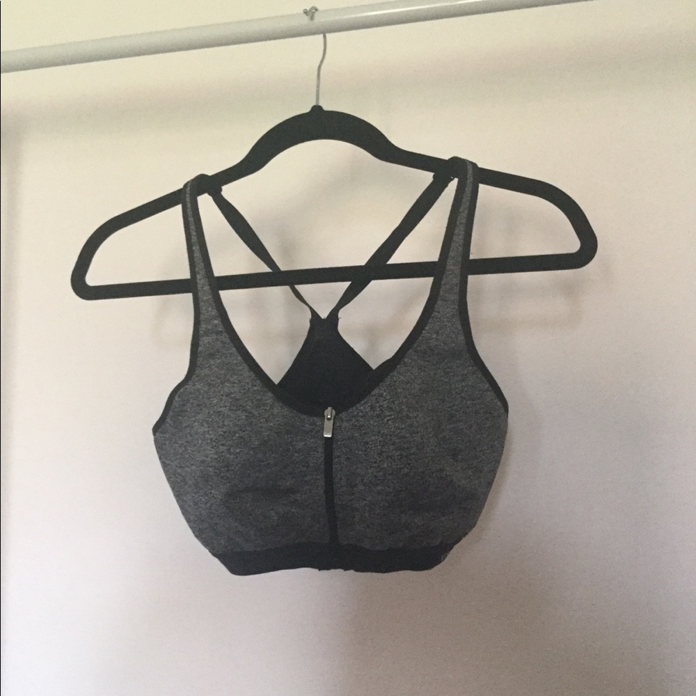 VSX Victoria's Secret Grey, Black Front Close Sports Bra Size 32D Workout